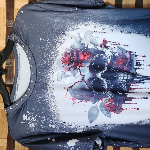 NWOT! Skull stud & diamond stretch top goth - Picture 1 of 11